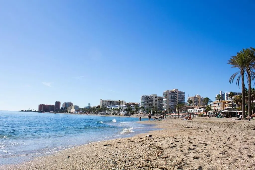 Wonderful Studio Apartment On The Beachfront Benalmadena