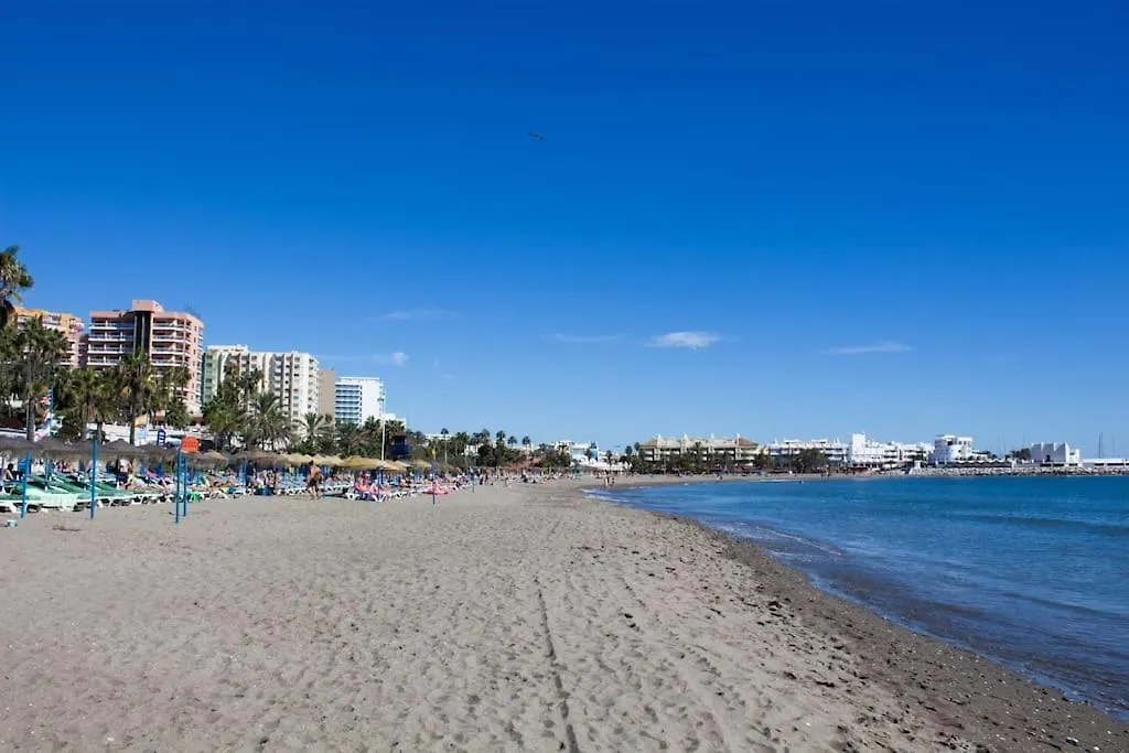 Wonderful Studio Apartment On The Beachfront Benalmadena 0*,  Spain