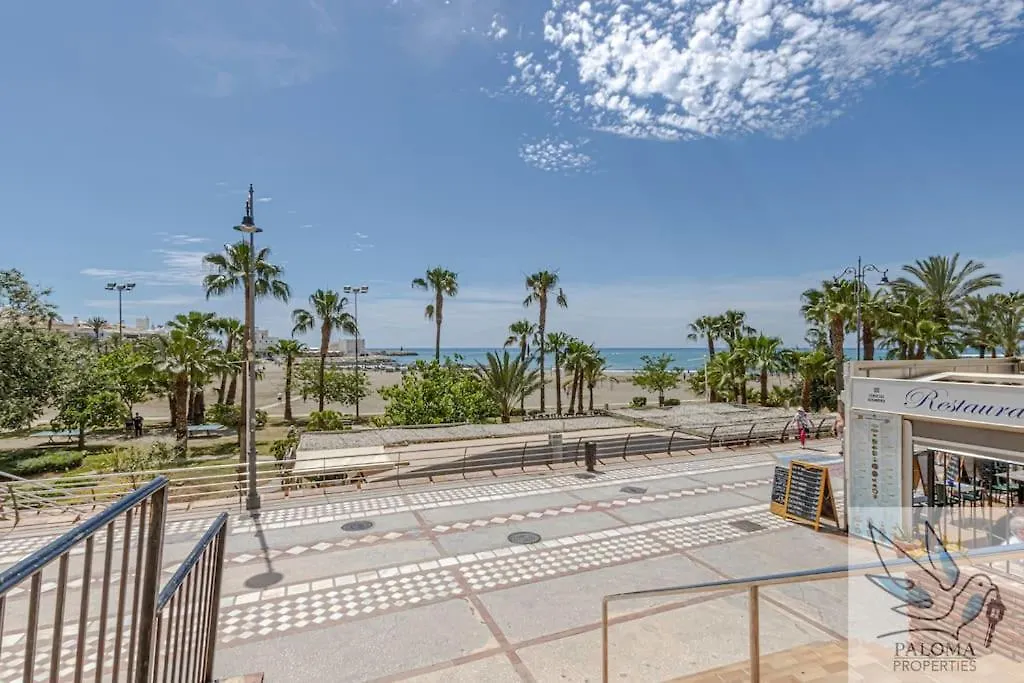 Wonderful Studio Apartment On The Beachfront Benalmadena