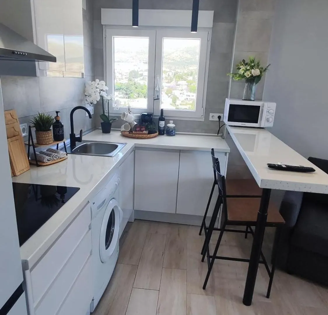 Wonderful Studio Apartment On The Beachfront Benalmadena