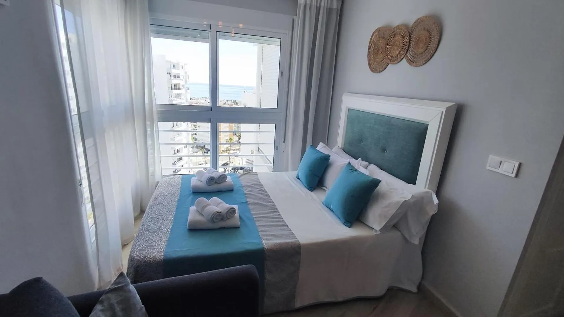 Wonderful Studio Apartment On The Beachfront Benalmadena